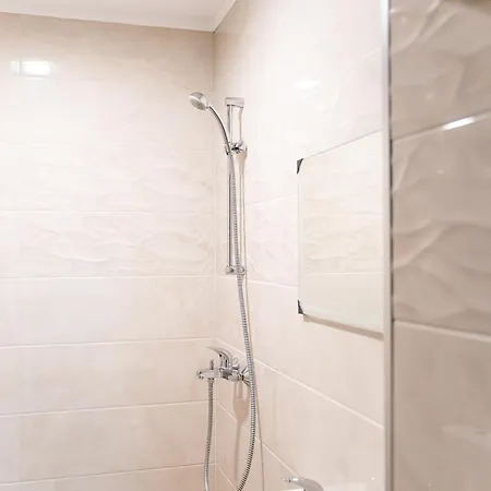 Sion Boutique Guest *